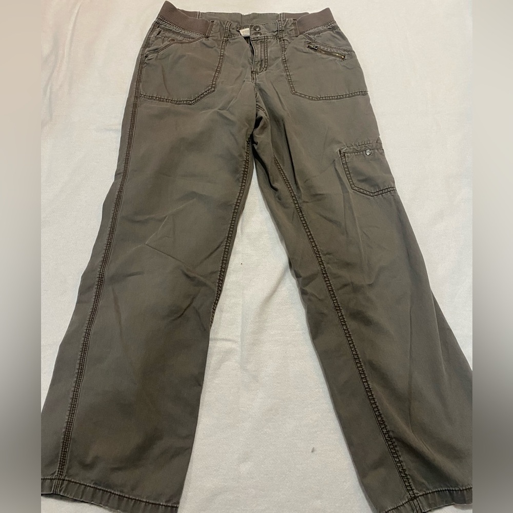 Army green Sonoma cargo pants